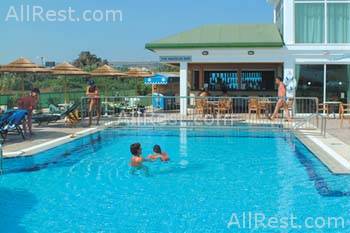 Tasia Maris Sands Beach Hotel 5